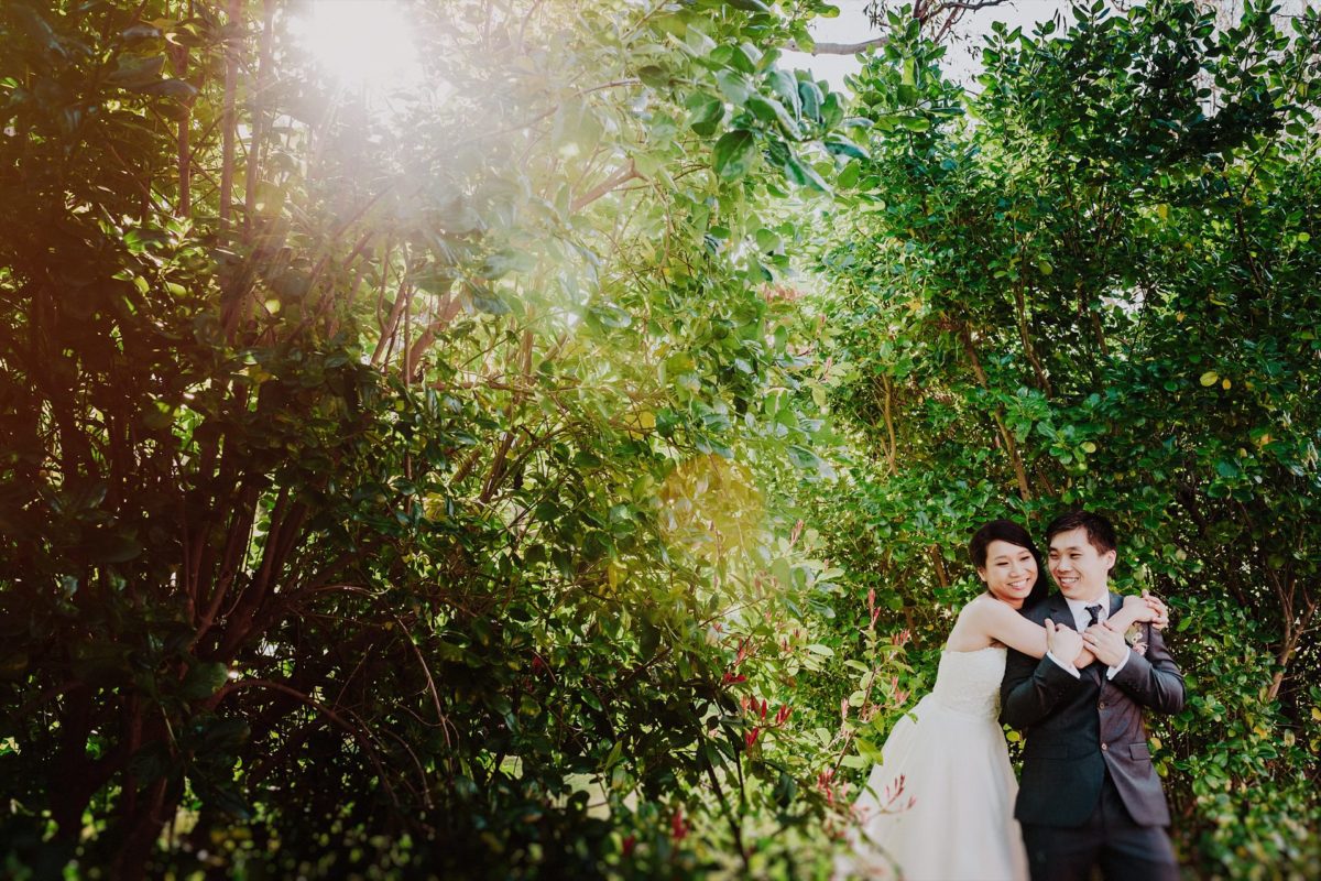 euroa butter factory wedding nature bride and groom