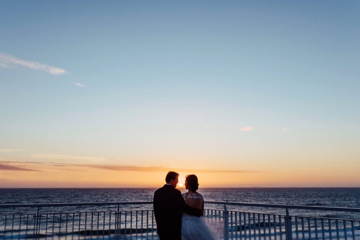sunset city beach wedding 