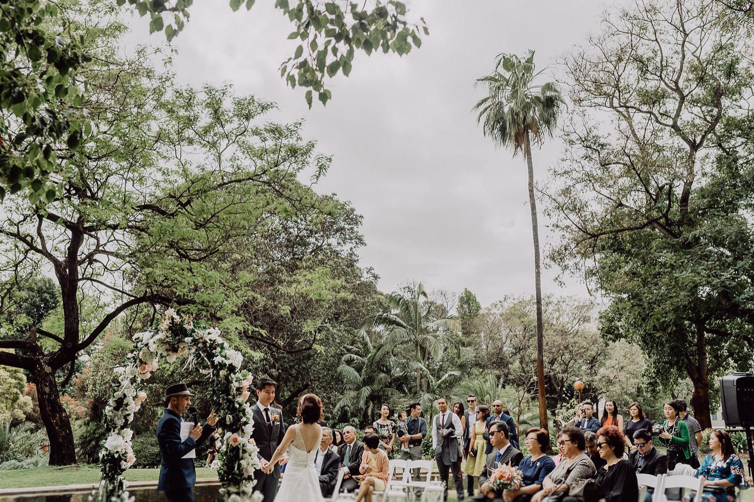 harold boas gardens wedding ceremony